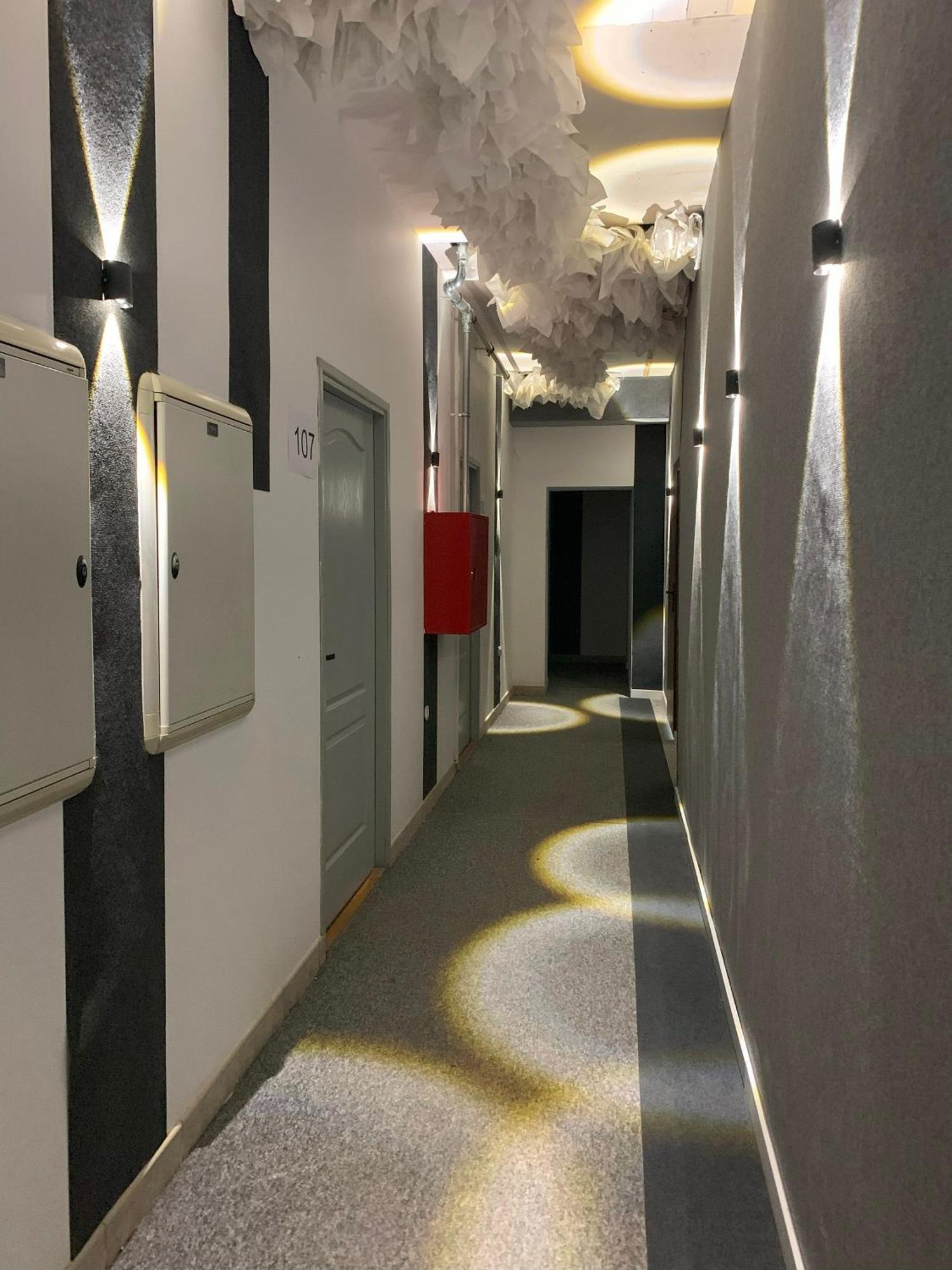 To Be Hostel クラクフ エクステリア 写真
